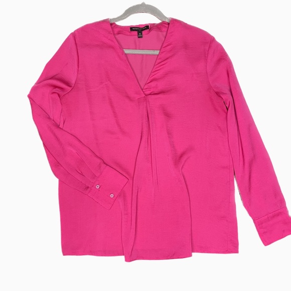 Banana Republic Long Sleeve V Neck Pink Blouse size Medium - Picture 1 of 4